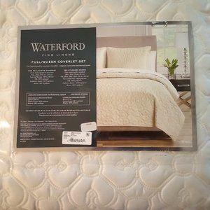 Waterford Bedding Set - QUEEN SIZE